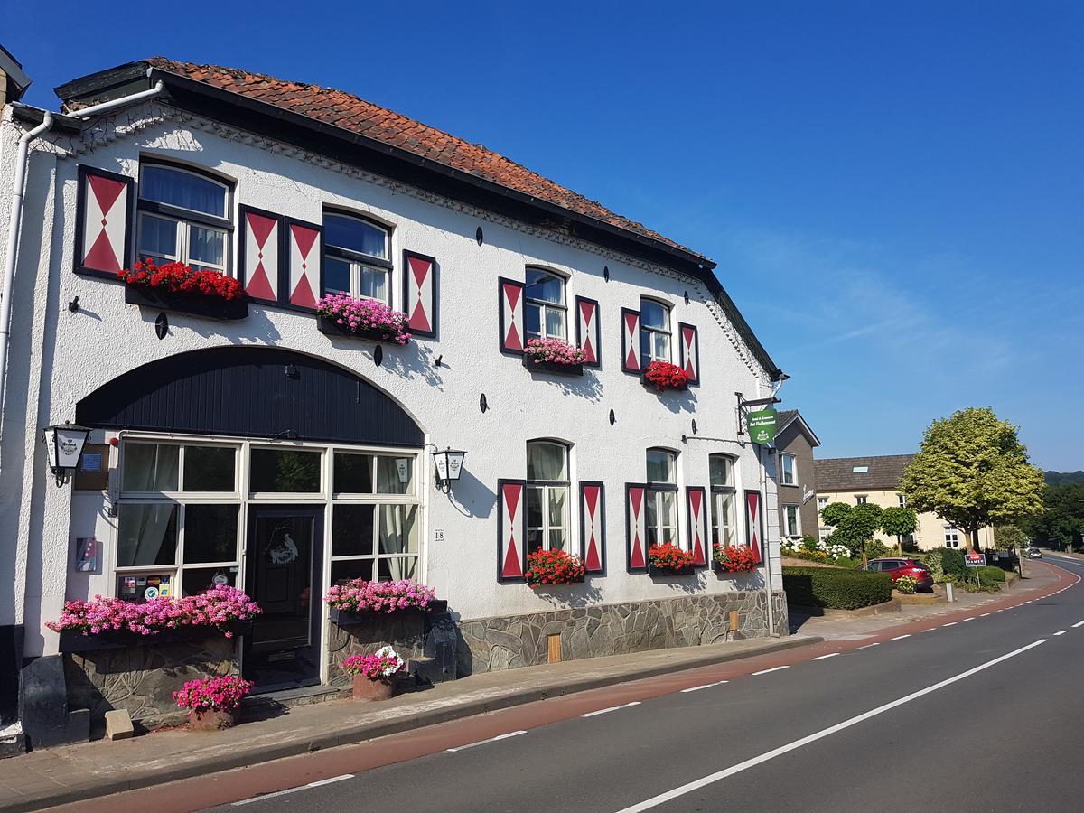 B&B Hotel Gasthoeve Het Valkennest Oud-Valkenburg Екстериор снимка